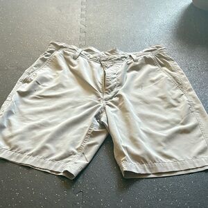 FootJoy Men's Light Gray Flat Front Shorts